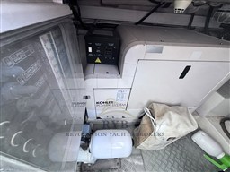 FERRETTI 53 2002 RYB (61)