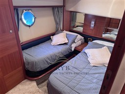 AZIMUT 62 2006 RYB (18)