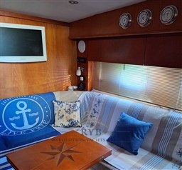 FAIRLINE TARGA 34 1993 RYB (18)