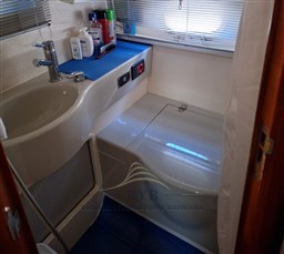 FAIRLINE TARGA 34 1993 RYB (21)