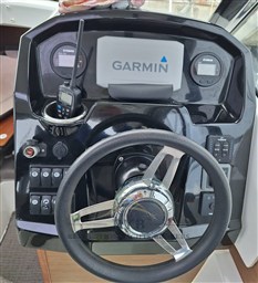 JEANNEAU MERRY FISHER 795 2021 RYB (14)