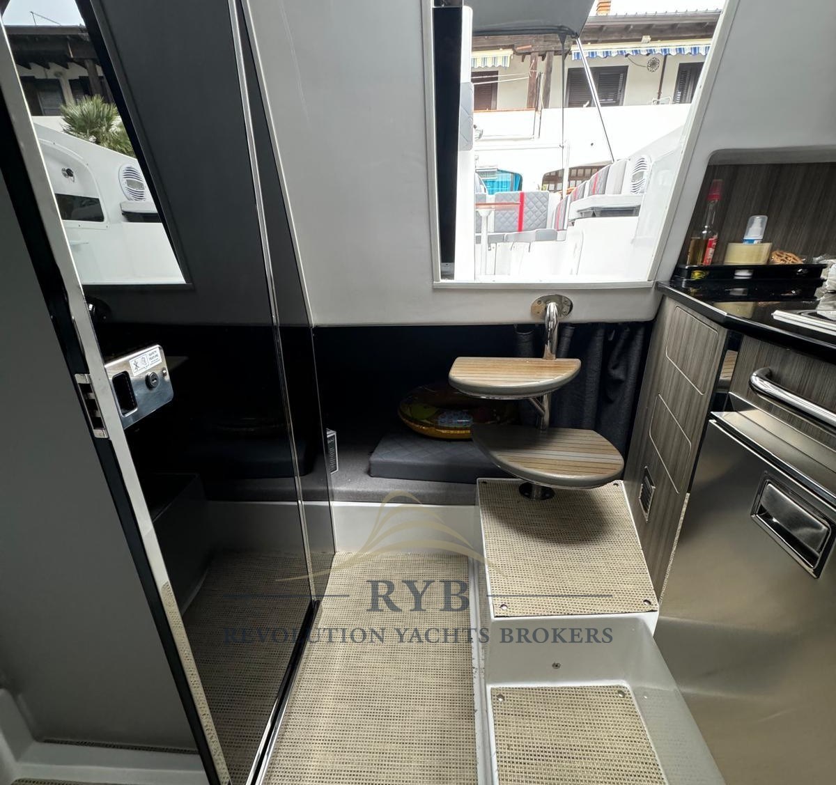 SAVER 330WA 2024 RYB (6)