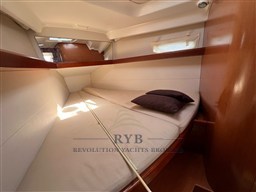 BENETEAU OCEANIS 40 2007 RYB (19)