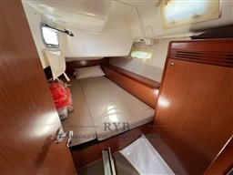 BENETEAU OCEANIS 40 2007 RYB (21)