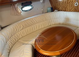 BAVARIA 38 2006 RYB (8)
