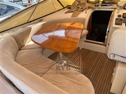 BAVARIA 38 2006 RYB (16)