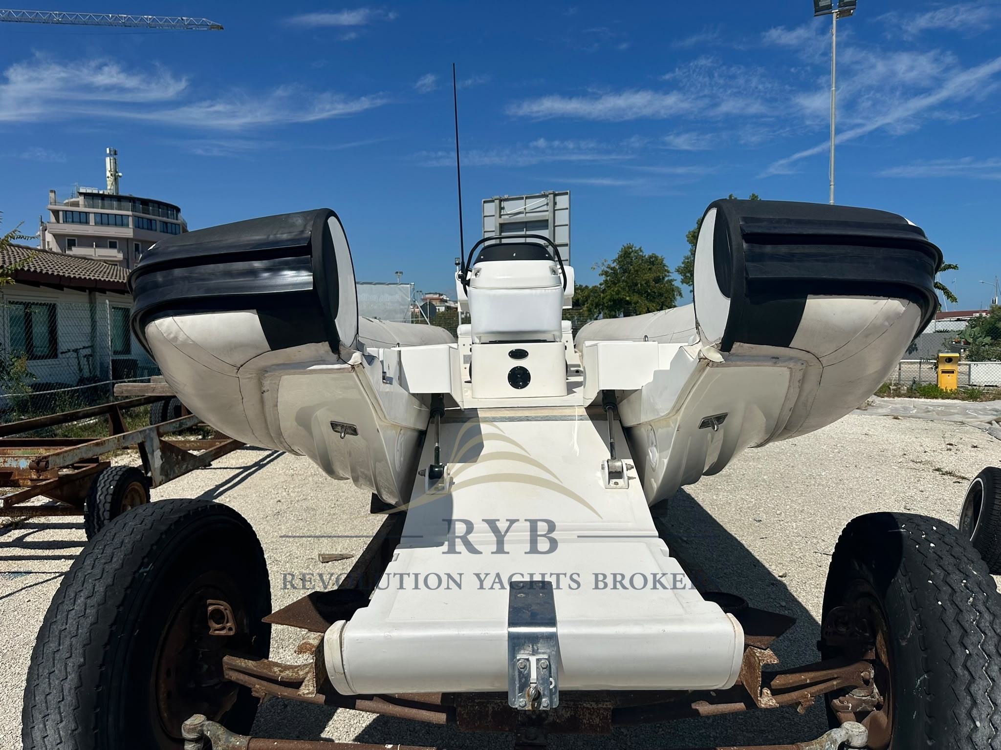 RIB CAT 24 2004 RYB (5)