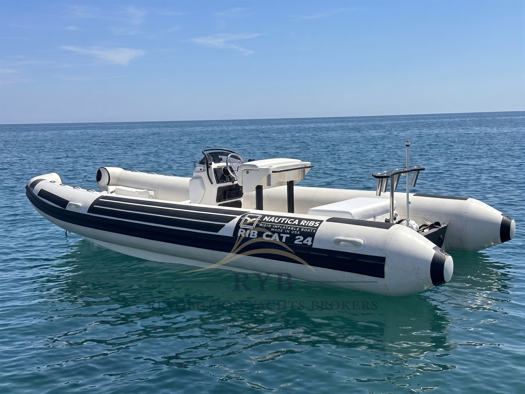 RIB CAT 24 2004 RYB (2)