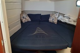 CAYMAN 30 WA 2002 RYB (37)