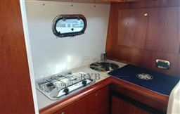 CAYMAN 30 WA 2002 RYB (35)