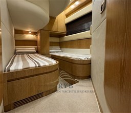 RIZZARDI INCREDIBLE 45 2006 RYB (43)