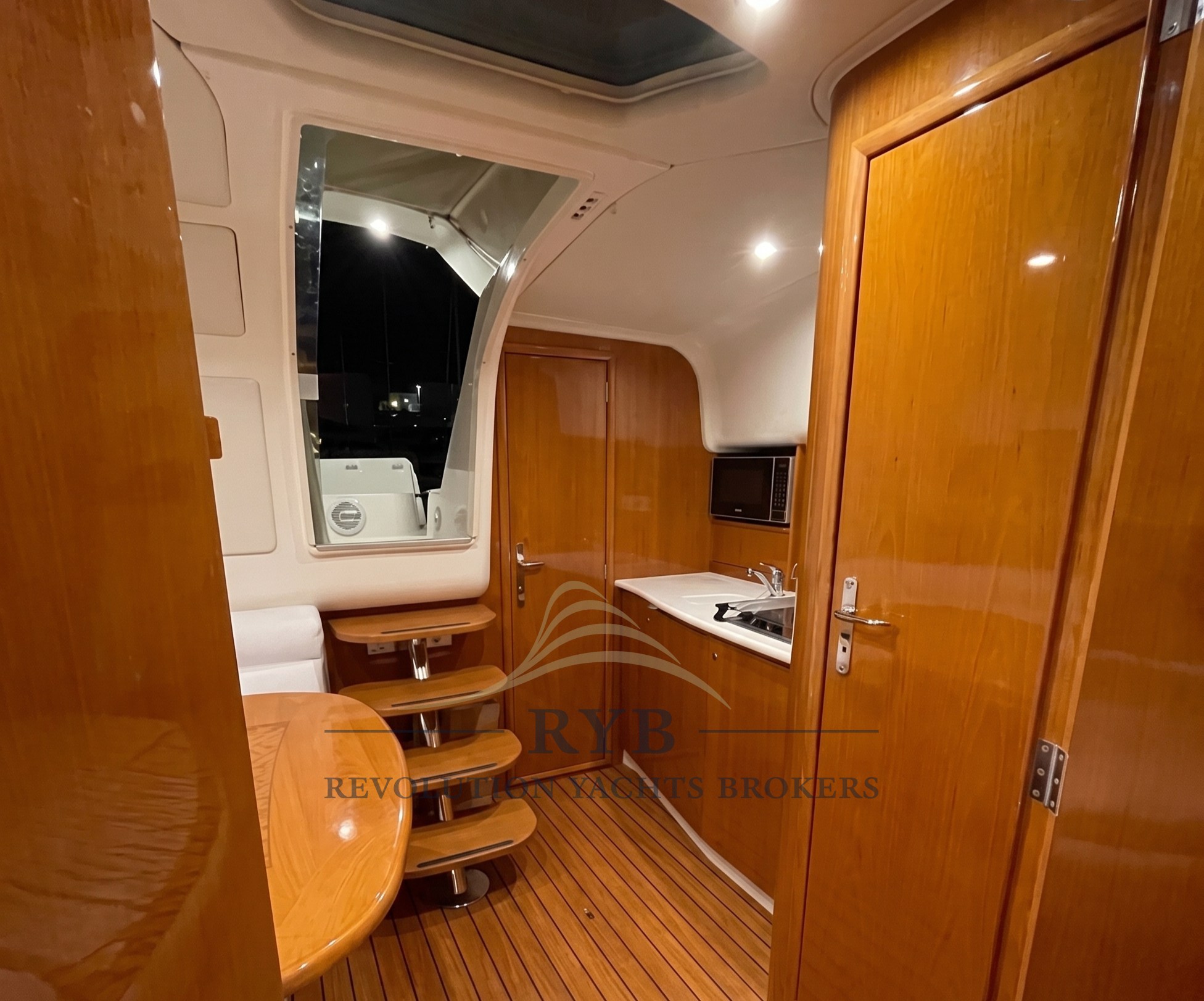 JEANNEAU PRESTIGE 34 2007 RYB (2)