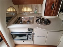 SESSA MARINE OYSTER 30 2005 RYB (3)