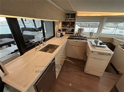 LAGOON 46 2022 RYB (30)
