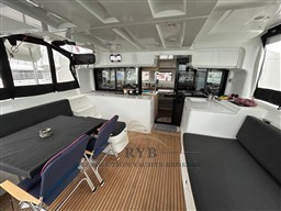 LAGOON 46 2022 RYB (19)