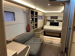 LAGOON 46 2022 RYB (34)