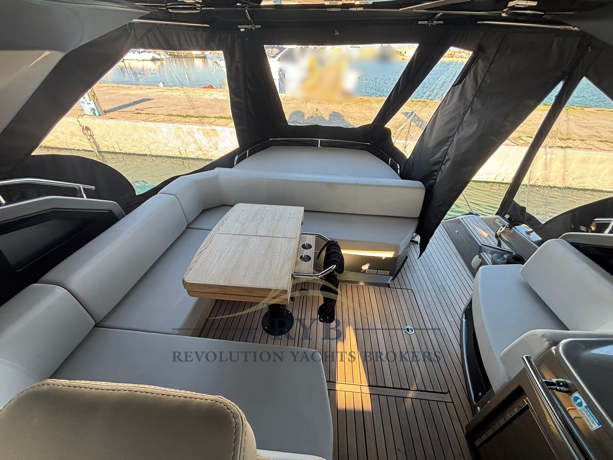CRANCHI M44 HT 2023 RYB (36)