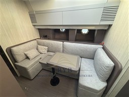 CRANCHI M44 HT 2023 RYB (51)