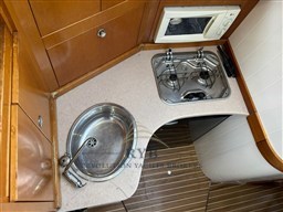 FAETON MORAGA 11.80 2005 RYB (19)