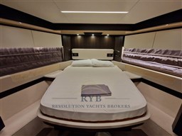 Azimut 66 FLY 2018 RYB (36)