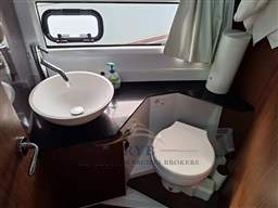 JEANNEAU MERRY FISHER 10.95 2022-2023 RYB (28)