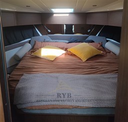 BENETEAU ANTARES 11 2021-2023 RYB (15)