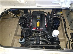 REGAL MARINE 242 1999 RYB (8)