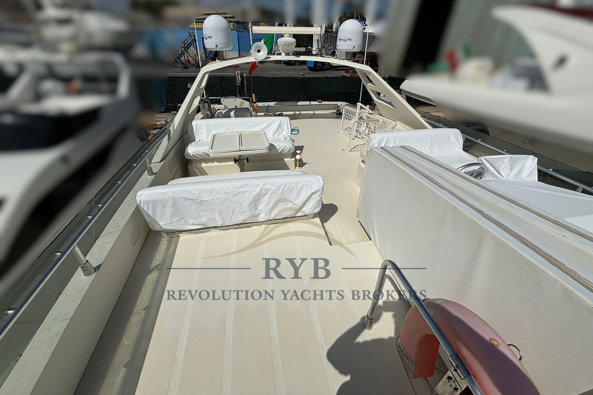 FERRETTI 58S 1992 RYB  (17)