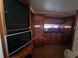 PERSHING 46 2005 RYB (3)