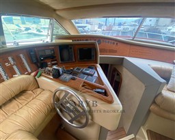FERRETTI 620 1999 RYB (20)