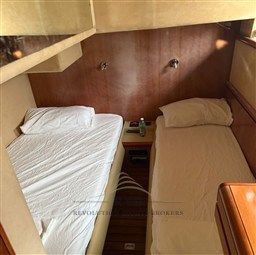 FERRETTI 620 1999 RYB (15)