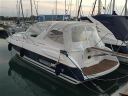 WINDY 37 GRAND MISTRAL 2005 RYB (27)