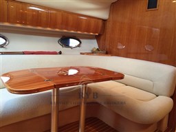 WINDY 37 GRAND MISTRAL 2005 RYB (9)