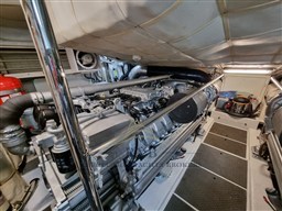 PERSHING 76 2005-2006 RYB (1)