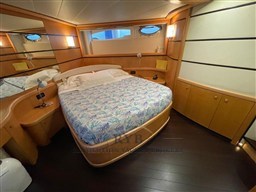 PERSHING 76 2005-2006 RYB (3)