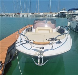 SESSA MARINE KEY LARGO 27 2012 RYB (1)