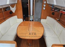 BENETEAU 40.7 FIRST 2005 RYB 2025 (10)