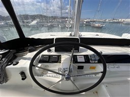 LAGOON 46 2024 RYB (9)