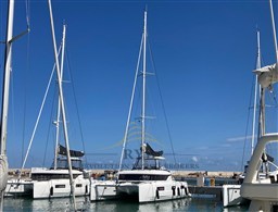 LAGOON 46 2024 RYB (2)