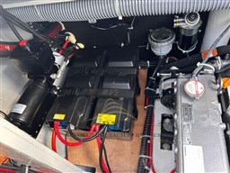 LAGOON 46 2024 RYB (72)