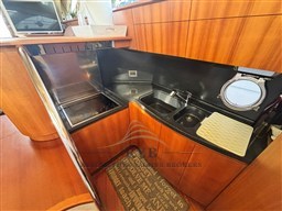 AZIMUT 50 2006 RYB (22)