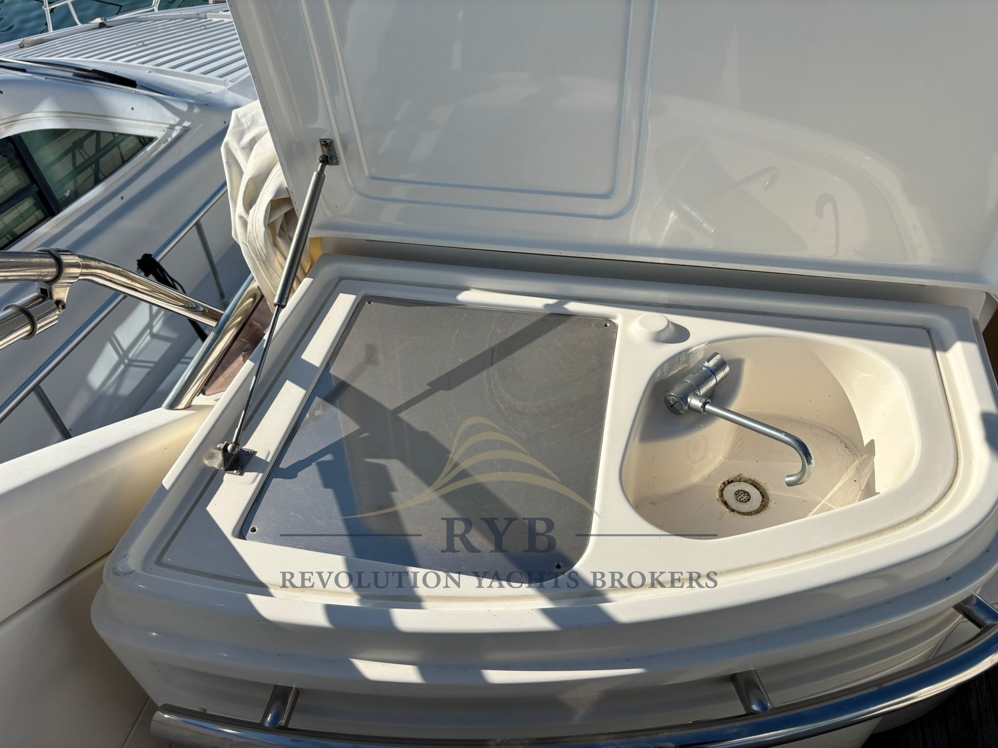 AZIMUT 50 2006 RYB (4)