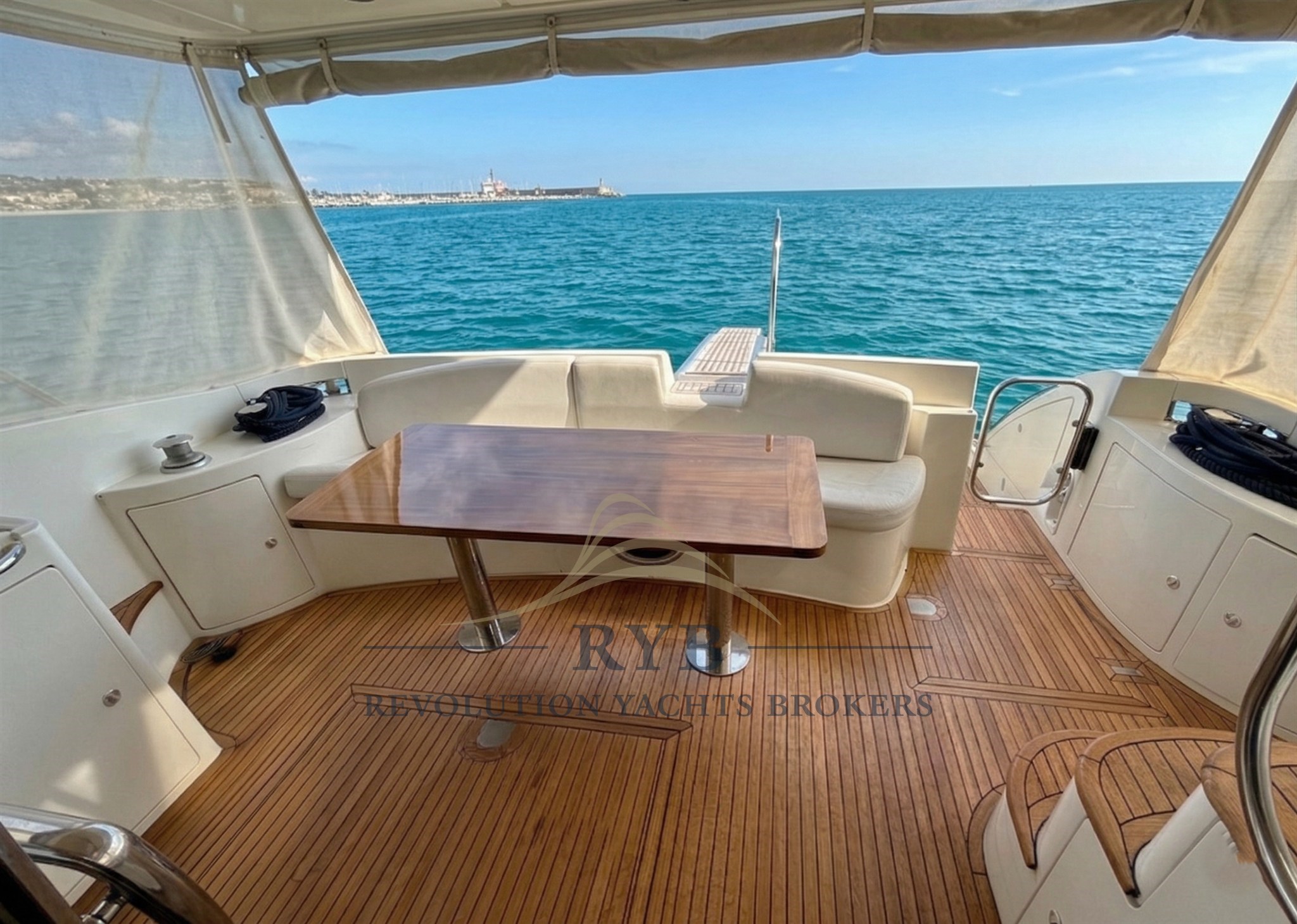 AZIMUT 50 RYB 2006 (2)