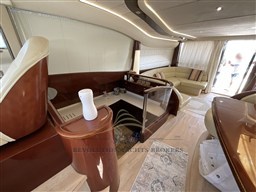 PRINCESS 61 2002 RYB (27)