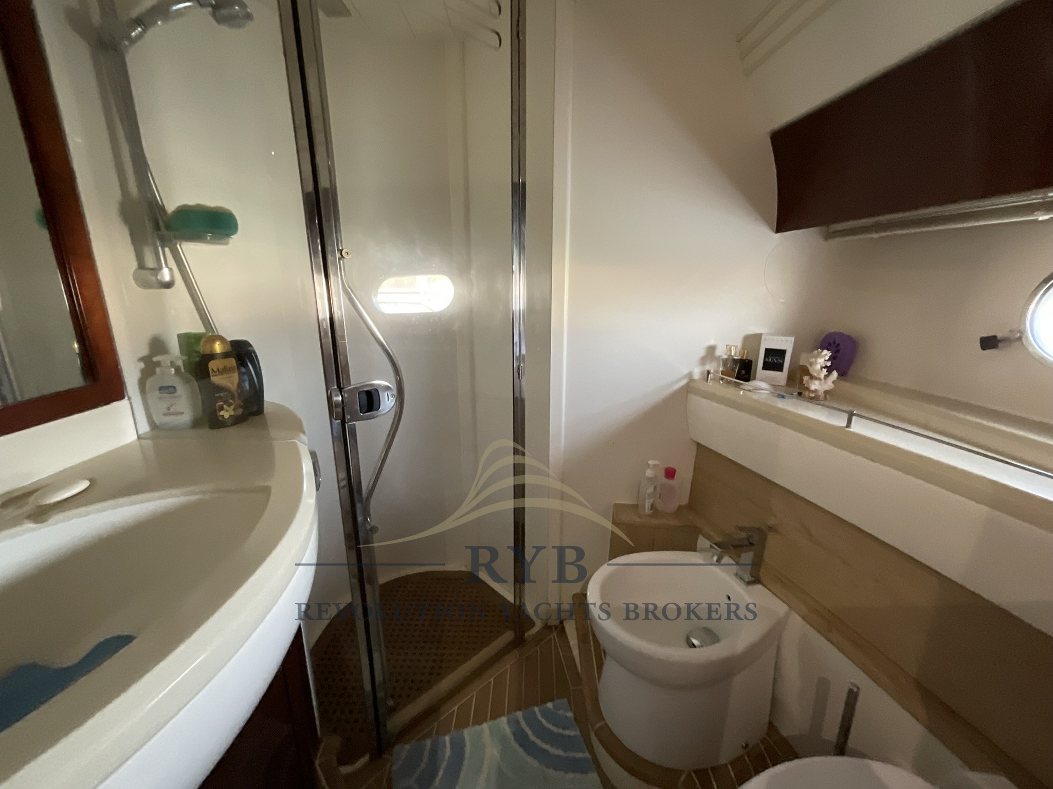 PRINCESS 61 2002 RYB (45)