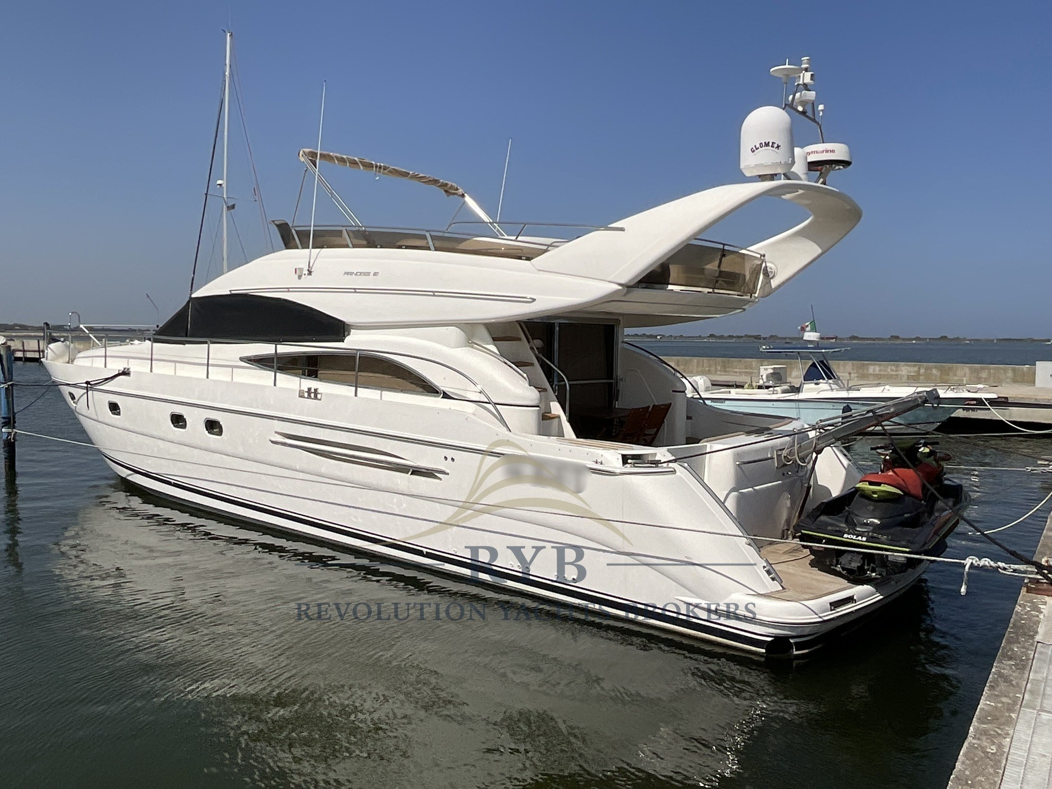 PRINCESS 61 2002 RYB (7)