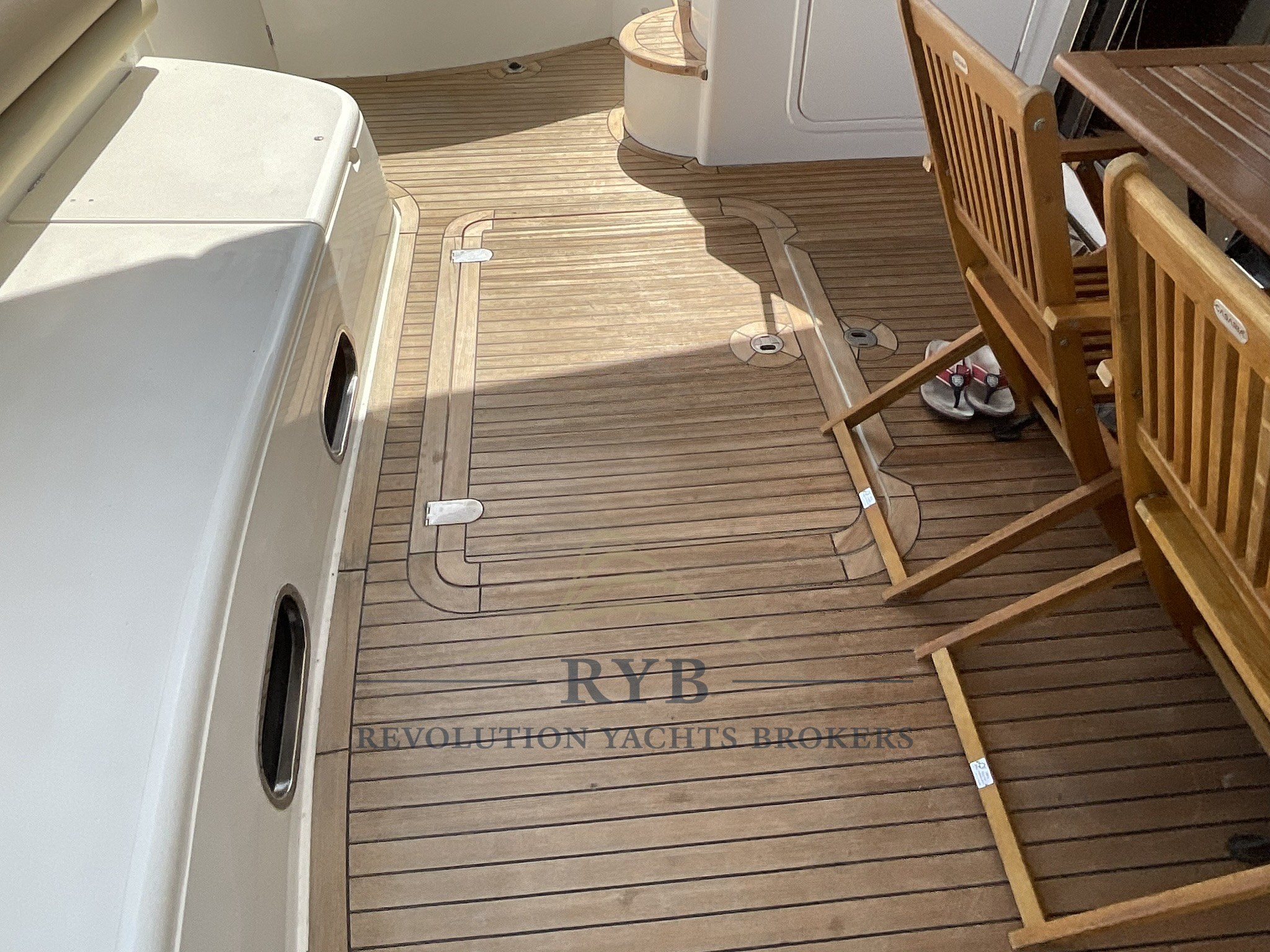 PRINCESS 61 2002 RYB (13)