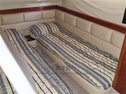 FAIRLINE PHATNOM 50 2005 RYB  (43)