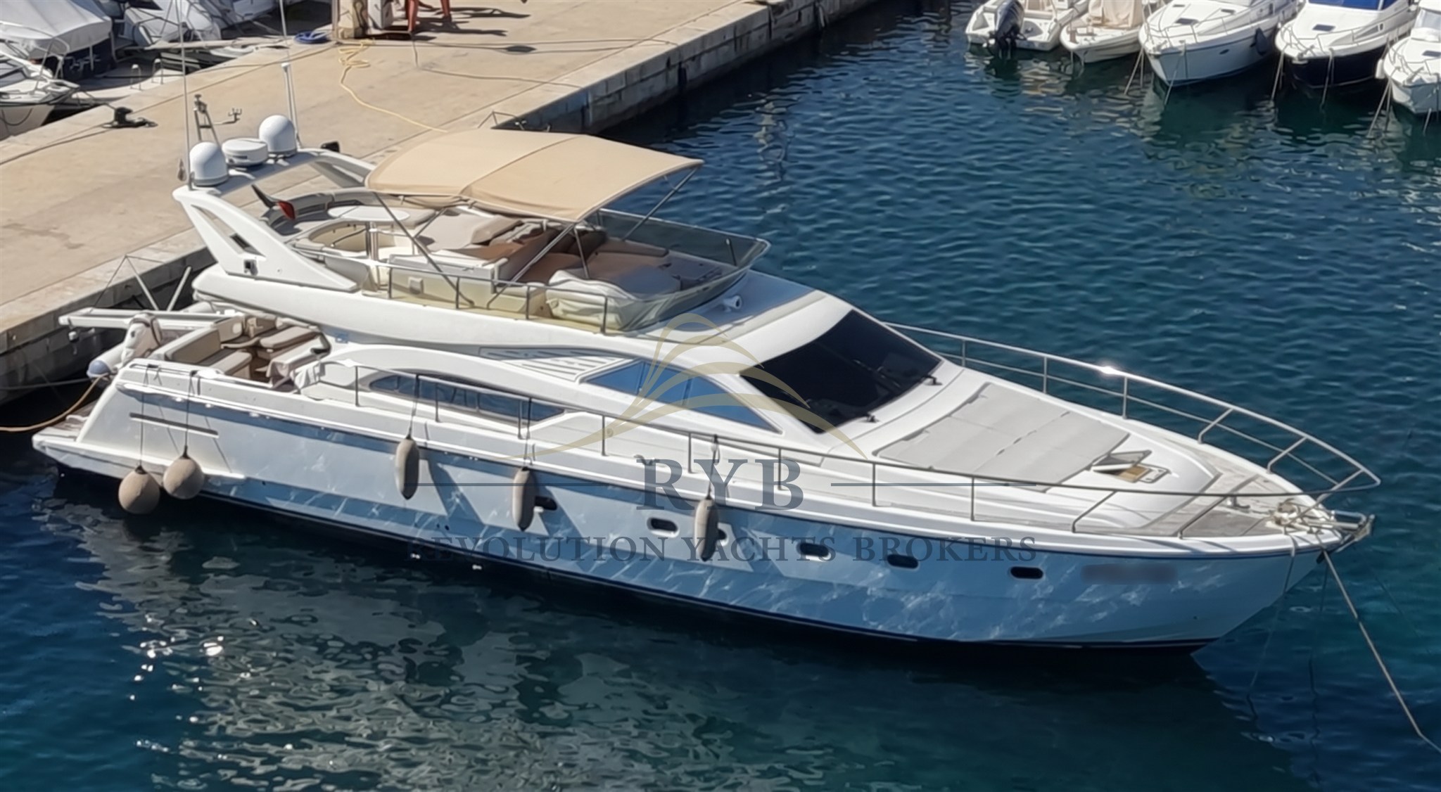 FERRETTI 57 1999 RYB (31)