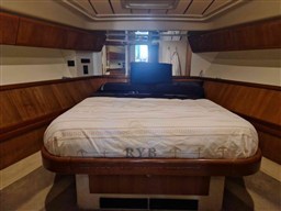 FERRETTI 57 1999 RYB (27)